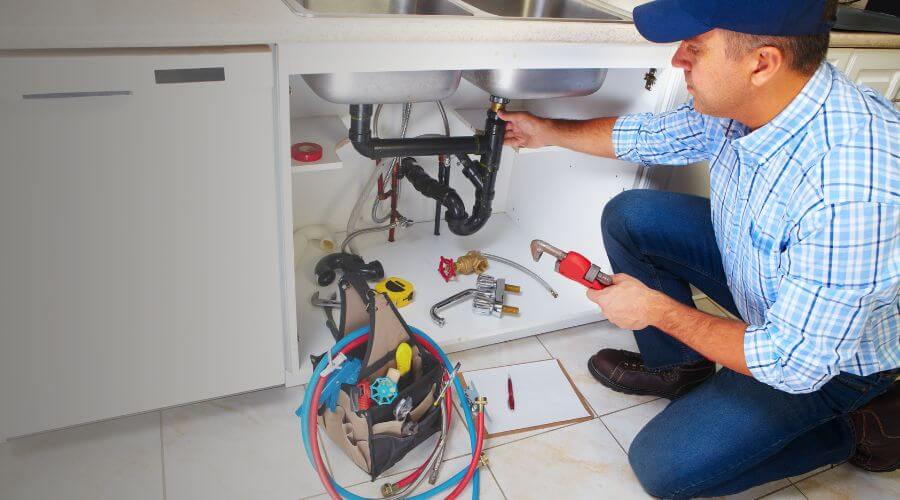 Expert burst pipe repair services in Mandan, ND